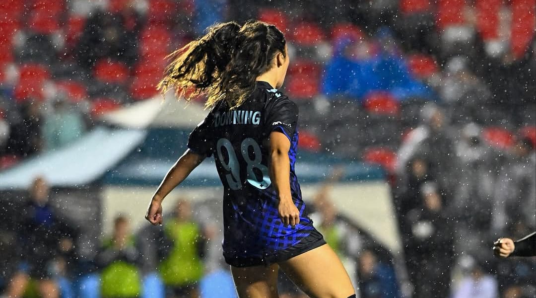 Tides sign pacey attacker Stella Downing